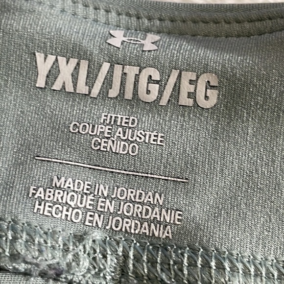 Under Armour Fitted Athletic Shorts - Picture 5 of 10